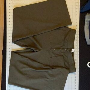 Halara High Waisted Button Multiple Pocket Pants Olive Green Size Large